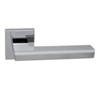 Ручка на кв розетці GENRICH R77 722 CP WH